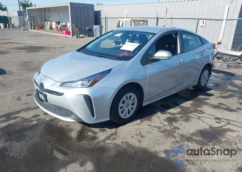 2021 Toyota Prius Le из США, поврежденный, VIN JTDKAMFU7M3142616